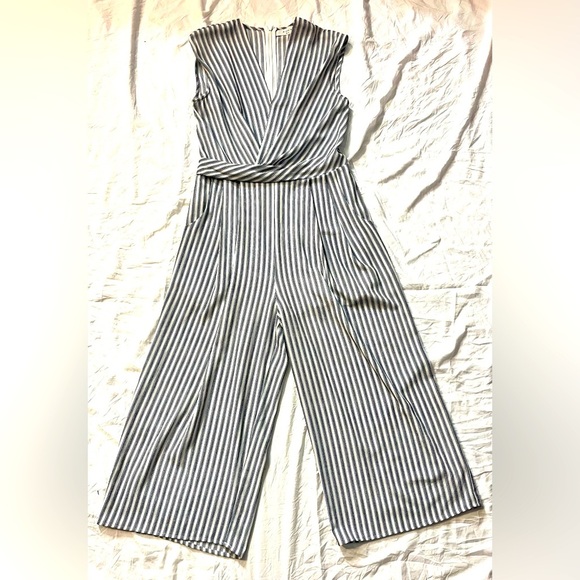 Elodie Striped Sleeveless Romper Jumpsuit Size Small - Picture 1 of 16